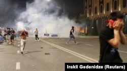 2019 წლის 20 ივნისის ღამე, რუსთაველის გამზირი