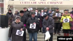 La un protest al Mișcării Profesioniștilor la Chișinău