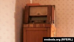 Радыёпрымач Сяргея Ханжанкова, па якім ён слухаў Свабоду і які ягоная дачка пасьля сьмерці бацькі перадала Радыё Свабода.