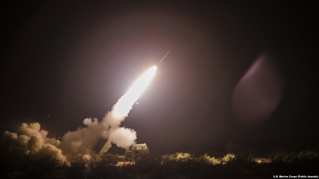 ABŞ-ın HIMARS sistemindən atılmış raket