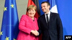 Германската канцеларка Ангела Меркел и францускиот претседател Емануел Макрон, Берлин, 15.05.2017.