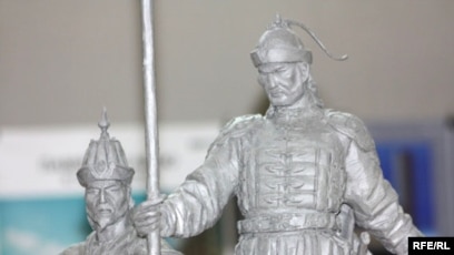 Шұлықтағы аққұбалар супер порно