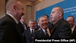 Түрк кеңешинин лидерлери жана делегация башчылары, Баку, 15-октябрь, 2019-жыл. 