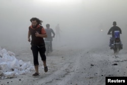 Пасьля расейскага паветранага ўдару ў правінцыі Ідліб у Сырыі.