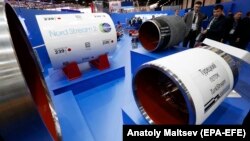 Conducte folosite în proiectul Nord Stream 2 prezentate la expoziția 'InGas Stream 2018” la Forumul economic de la St. Petersburg 