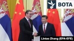 Presidenti serb, Aleksandar Vuçiq, gjatë takimit me udhëheqësin kinez, Xi Jinping, në Pekin në shtator të vitit 2018. 