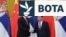 Presidenti serb, Aleksandar Vuçiq, gjatë takimit me udhëheqësin kinez, Xi Jinping, në Pekin në shtator të vitit 2018. 