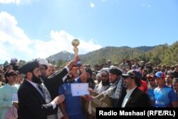 د خوست ځوانان د کرکټ سره زیاته مینه لري.