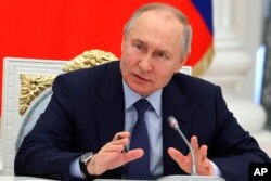 Президент России Владимир Путин на встрече с членами «Деловой России» в Кремле. Москва, 26 мая 2023 года