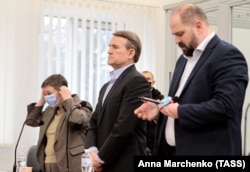 17 декабря 2021 года Виктор Медведчук оспаривал в суде домашний арест, однако его апелляция удовлетворена не была