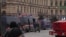 Оцепление возле станции метро в Петербурге