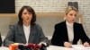 ფოტოზე მარცხნიდან მარჯვნივ: ეკა გიგაური („საერთაშორისო გამჭვირვალობა-საქართველო“) და ნინო ლომჯარია („საქართველოს ევროპული ორბიტა“)