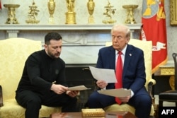 Zelenski i-a spus lui Trump, la Casa Albă, că documentul pregătit de SUA referitor la exploatarea în comun a bogățiilor minerale ale Ucrainei „nu este suficient”.