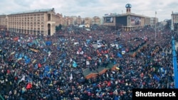 Революція Гідності. Київ, майдан Незалежності, 1 грудня 2013 року