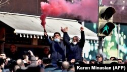 ARMENIA -- Opposition supporters protest demanding the resignation of Prime Minister Nikol Pashinian in Yerevan, February 25, 2021