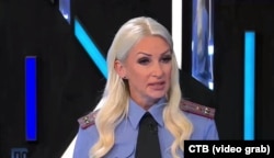 Начальніца ўпраўленьня інфармацыі і грамадзкіх сувязяў МУС Натальля Сахарчук выступае на дзяржаўным тэлеканале СТВ