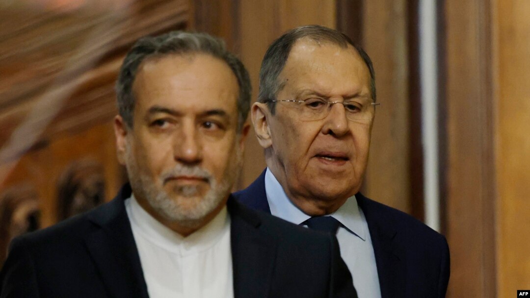 Abbas Əraqçi və Sergey Lavrov