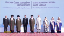 Diňle: Türkmen-özbek gatnaşyklaryndaky 'ikirjiňlemeler bähbitli işleri yza çekýär'