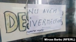 Farmaciile veterinare din județul Teleorman au fost pur și simplu luate cu asalt de oamenii în căutarea unui medicament care se presupune că ajută împotriva coronavirusului, în ciuda avertismentelor medicilor. 