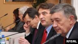 Haris Silajdžić, Željko Komšić i Nebojša Radmanović, februar 2010