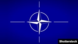 НАТО логотипи.