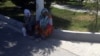 Туркменистан: Умерших от коронавируса хоронят на рассвете, а власти преследуют медработников
