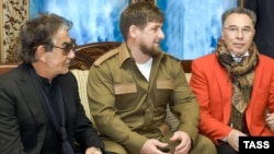 Рамзан Кадыров с модельерами Роберто Кавалли и Вячеславом Зайцевым