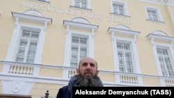 Vladimir Kekhman, who went from banana magnate to theater executive, outside the Mikhailovsky Theater in St. Petersburg, Russia, in 2018.