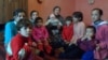 Карлыгаш Дарибаева со своими детьми. Шымкент, 5 декабря 2015 года. 