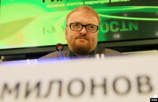 Скандально известный депутат Виталий Милонов считает себя наполовину меря.