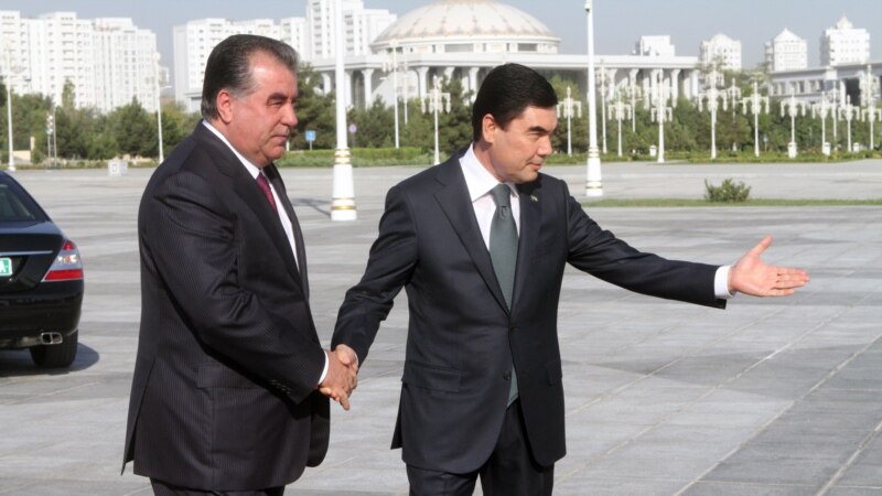 Эмомали Рахмон примет участие в саммите фонда спасения Арала в Туркменистане