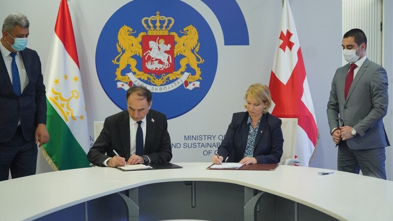 Грузия и Таджикистан подписали соглашение о международном автомобильном сообщении