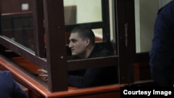 Георгій Міндадзэ на лаве падсудных