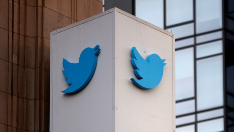 Turqia godet platformën Twitter me ndalesë reklamimi