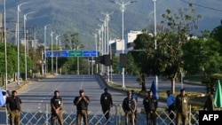 Шаҳри Исломобод, пойтахти Покистон барои мизбонӣ аз гуфтугӯҳои сулҳ миёни Амрико ва Эрон омода мешавад. 22 апрел, 2026.