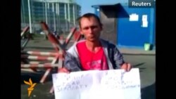 Sochi Worker Sews Mouth Shut In Protest Over Wages 