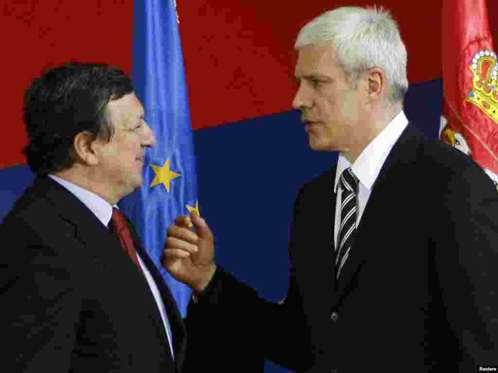 Srbija - Predsjednik Boris Tadić u razgovoru sa predsjednikom Europske komisije Jose Manuel Barrosom u Beogradu, 19.05.2011. Foto: Reuters / Ivan Milutinović
