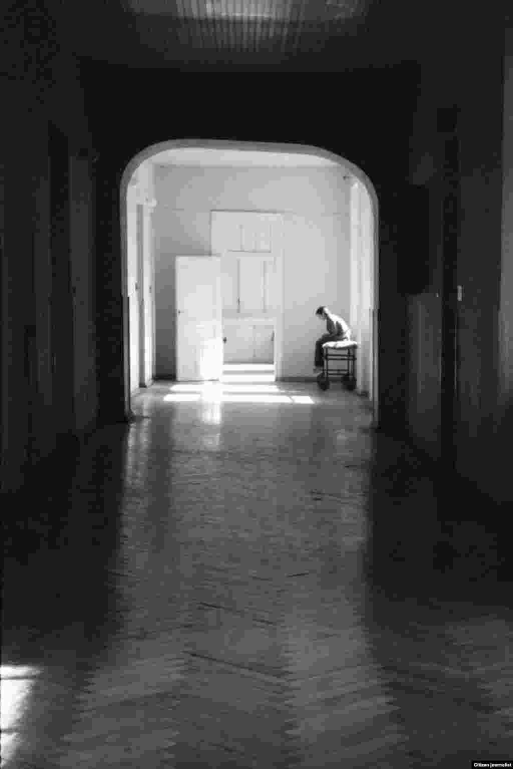 128 თამარ ხომერიკი: უსათაურო