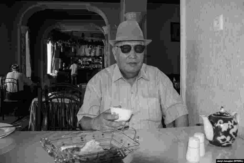 Nusrotullo Khasanov is a former governor of Jerge-Tal who has served in the Tajik parliament. During Tajikistan's civil war, his house in Jerge-Tal was burned down. He cooperated closely with then-speaker of parliament and current President Emomali Rahmon to deliver emergency aid to his home region as Islamic militants tried to seize it. He also helped improve the road to Kyrgyzstan, which became a lifeline for refugees fleeing the fighting. He now resides in the Tajik capital.