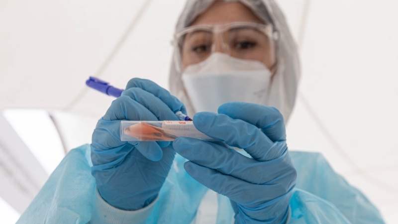 OBSH: Varianti britanik i koronavirusit është përhapur në 70 vende