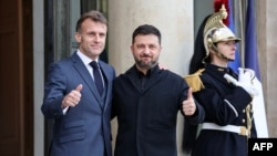 Президент України Володимир Зеленський і президент Франції Емманюель Макрон 17 листопада підписали декларацію про наміри щодо придбання Україною оборонного обладнання