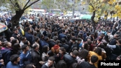 Armenia - University students protest in Yerevan against government plans to abolish military draft deferments, 7Nov2017.