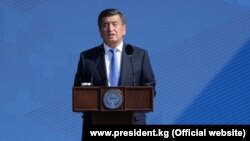 Сооронбай Жээнбеков.