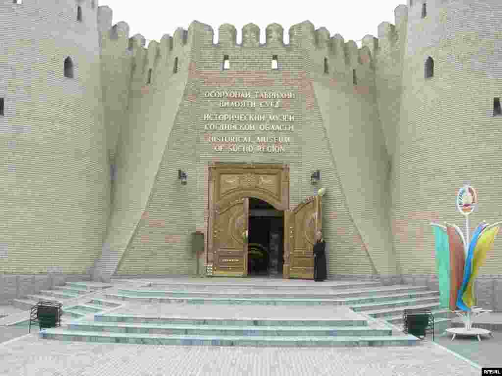 Тангаҳои тилоии давраи Сомониён #19