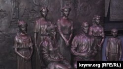 До Лівадійського палацу в річницю вбивства царської сім'ї привезли копію скульптури Церетелі