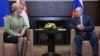 Obnoviti odnose Hrvatske i Rusije: Kolinda Grabar-Kitarović i Vladimir Putin