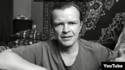 Владимир Нестеренко ("Адольфыч"), Украиналдаса хъвадарухъан ва блогер