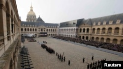 Государственная траурная церемония в память о жертвах терактов 13 ноября (Париж, 27 ноября)