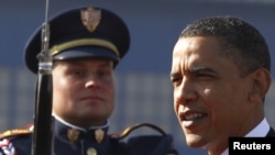 U.S. President Barack Obama arrives at Prague's Ruzyne Airport 