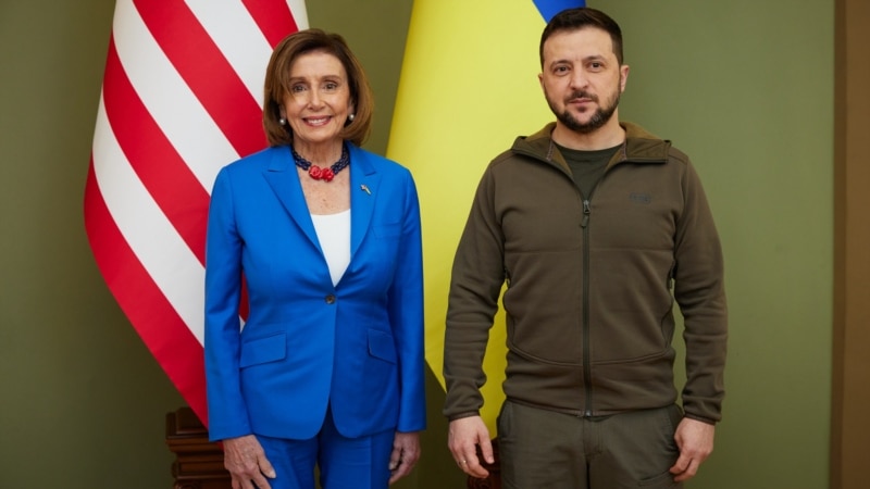 Vizită-surpriză a președintei Camerei Reprezentanților din SUA la Kiev